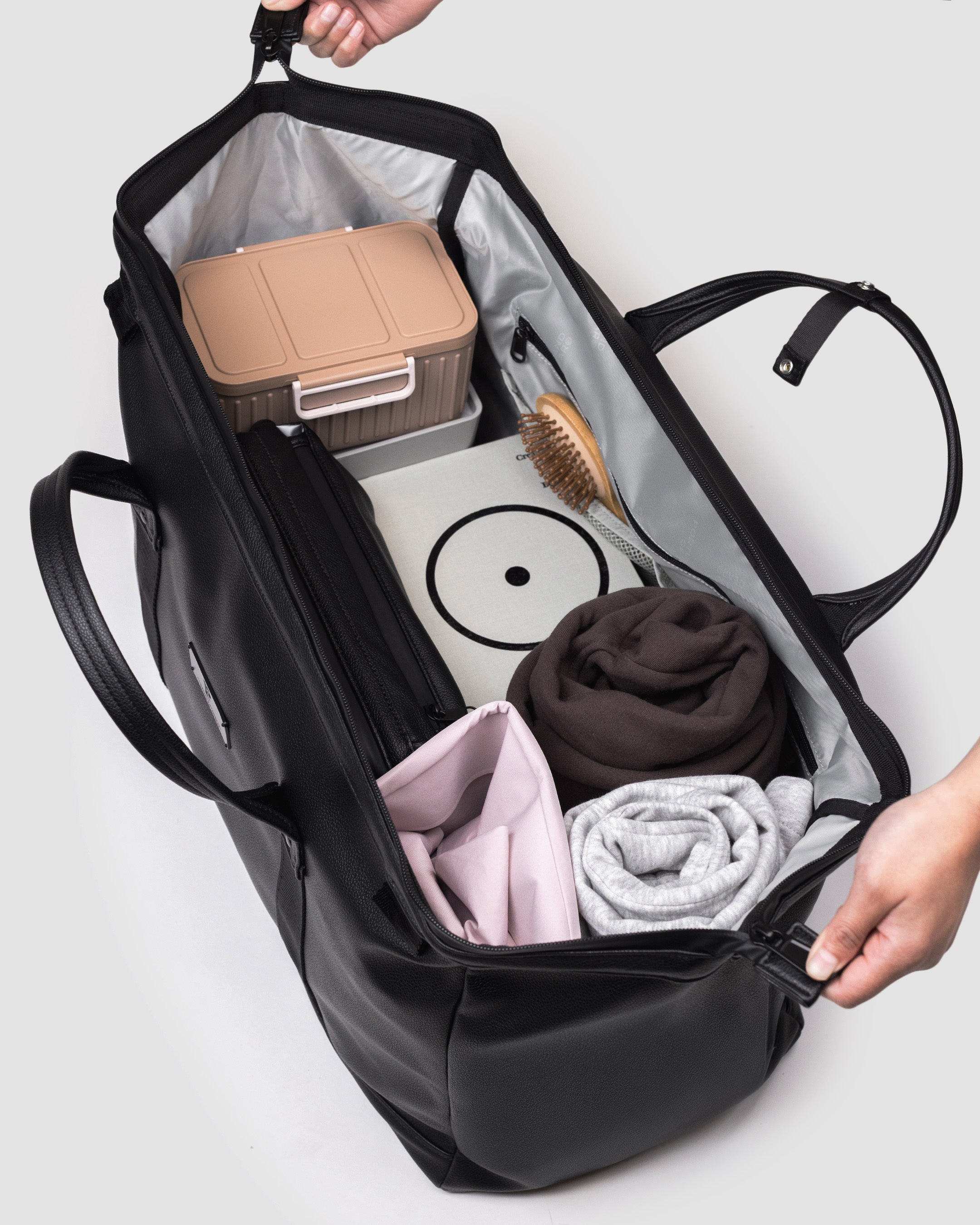 #color_black leatherlite