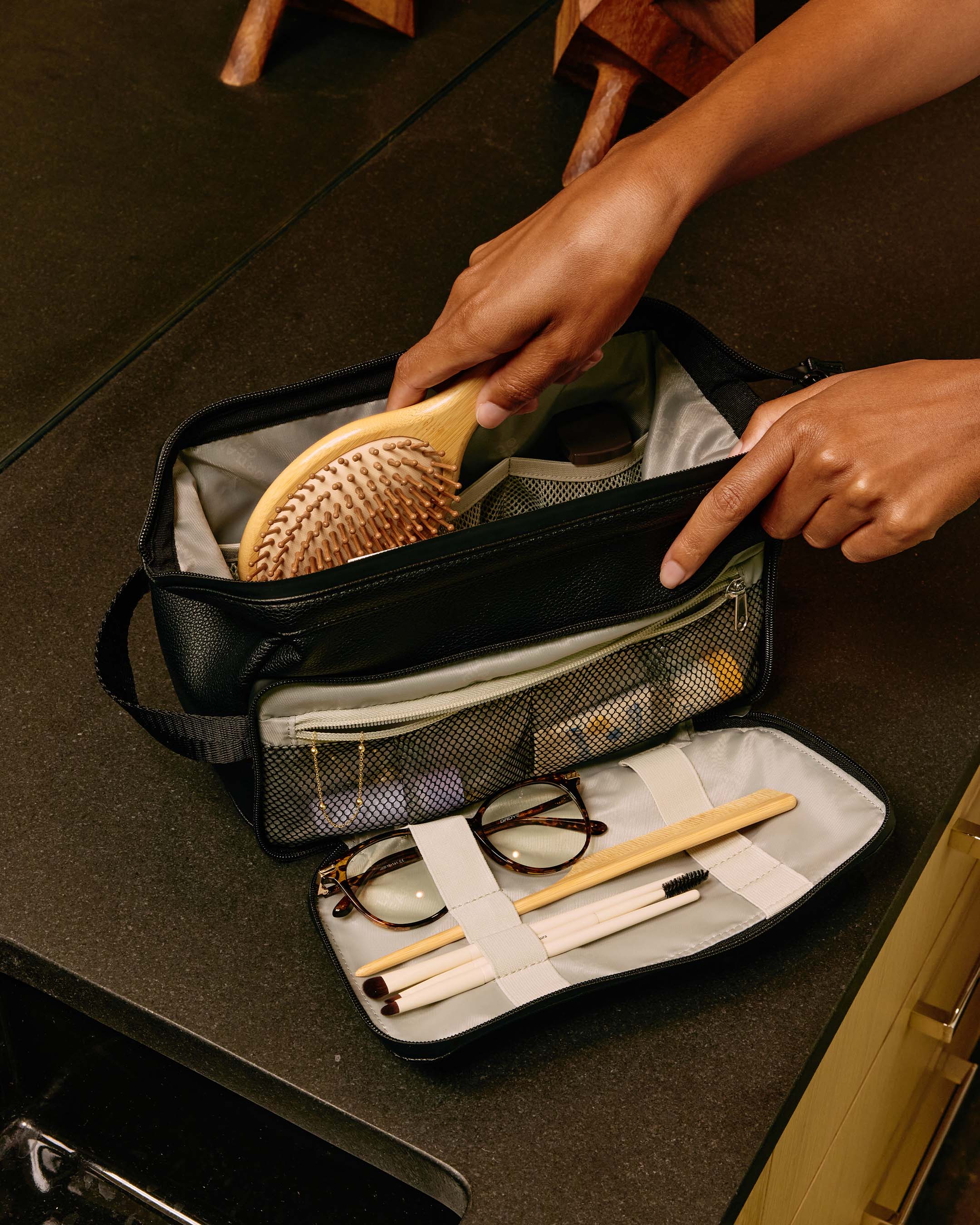 #color_black leatherlite